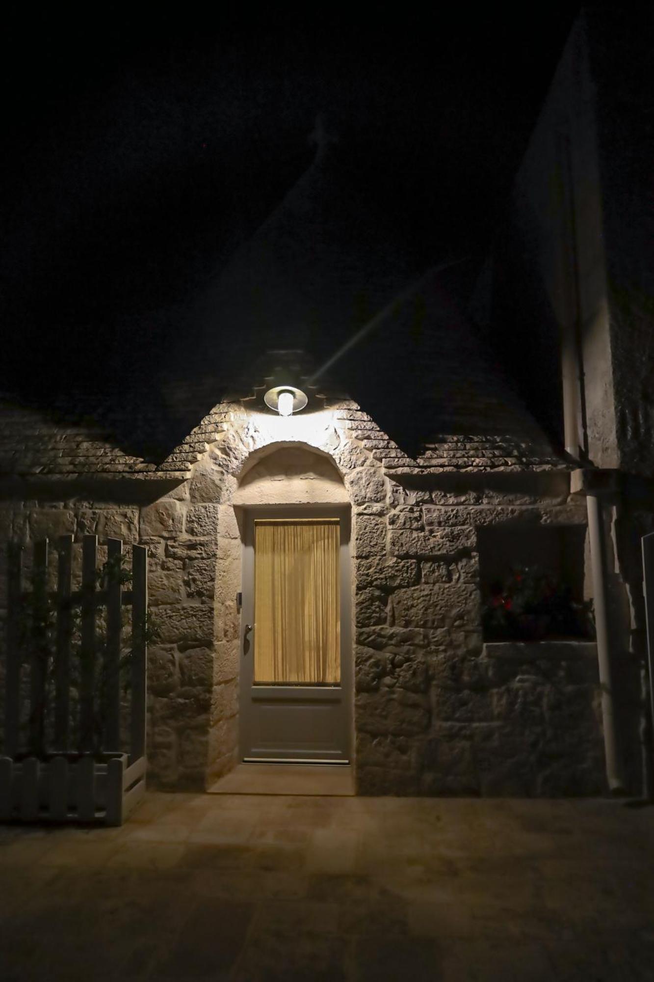 Вилла I Trulli Di Nonno Battista Локоротондо Экстерьер фото